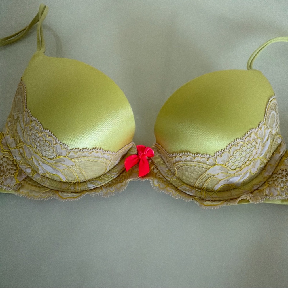 Victoria's Secret Yellow Lace Bra with Pink Accent